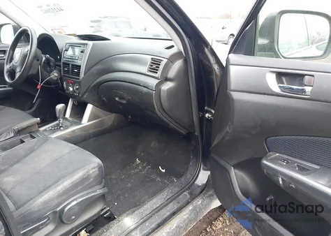 2012 Subaru Forester 2.5X Premium z USA, uszkodzony, nr VIN JF2SHADC9CH404854